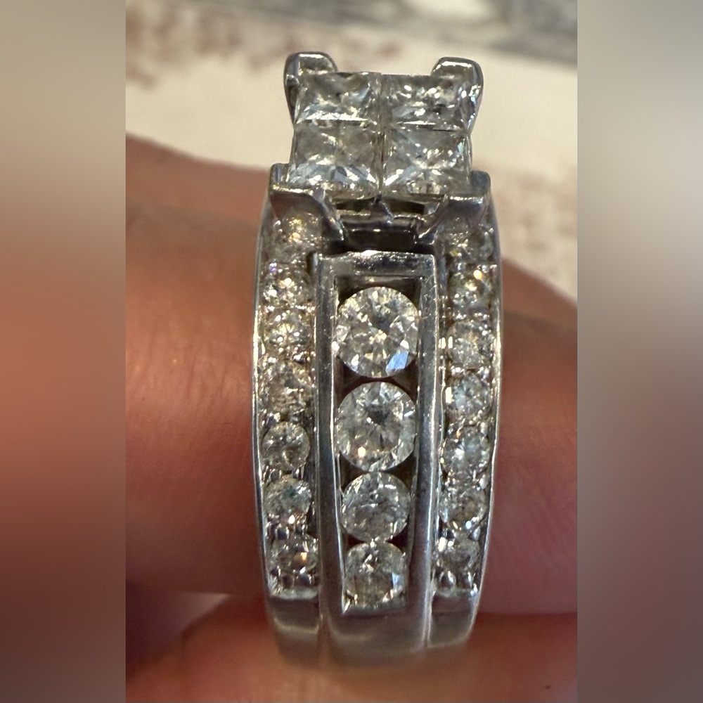 Diamond Cluster Wide Band Ring - 14 K White Gold - Picture 13 of 16